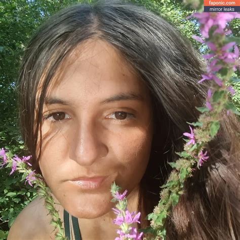 anncygnusof OnlyFans Leaks 2025