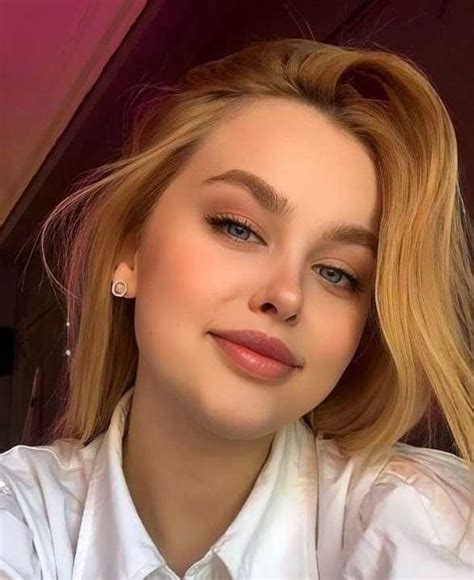 anna-mira OnlyFans Leaks 2025