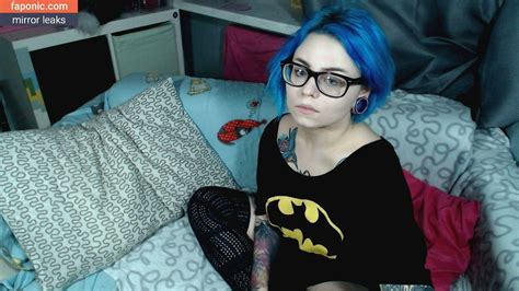 lunarmoonwitch13 OnlyFans Leaks 2025