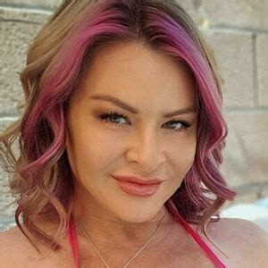 nikkinutmeg OnlyFans Leaks 2025