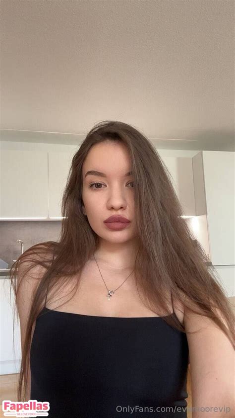evamoorevip OnlyFans Leaks 2025