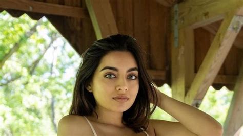 zara_go OnlyFans Leaks 2025