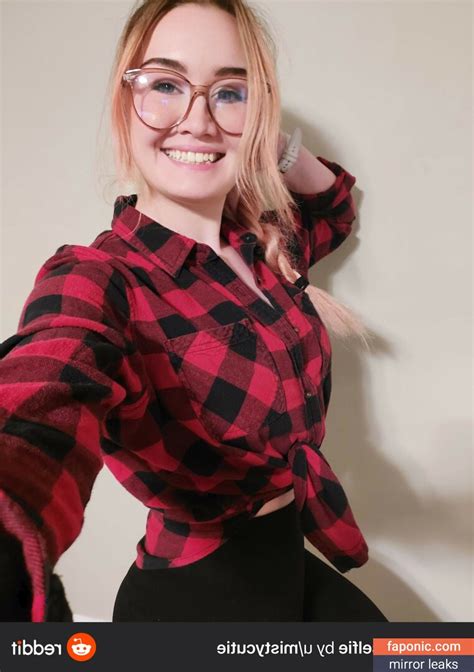 vickycutiee OnlyFans Leaks 2025