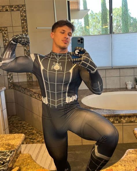 skysuit69 OnlyFans Leaks 2025