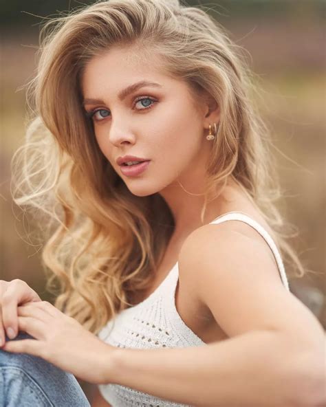 alexa_breit OnlyFans Leaks 2025
