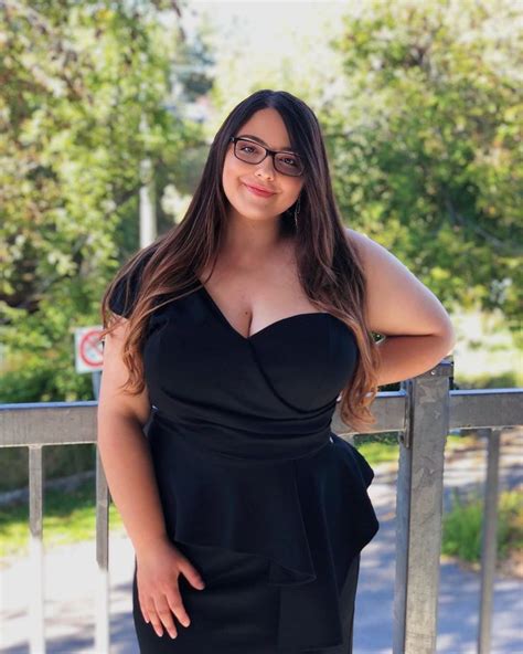 anouk_bustyy OnlyFans Leaks 2025