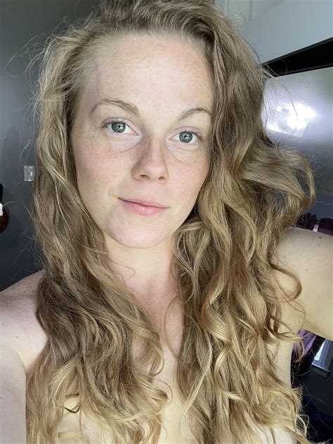 hotwife-nextdoor OnlyFans Leaks 2025
