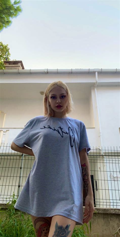 hotlasie OnlyFans Leaks 2025
