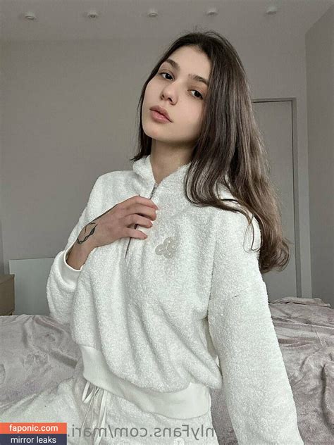 sarahfromof OnlyFans Leaks 2025