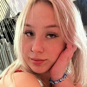 sarahannevip2 OnlyFans Leaks 2025