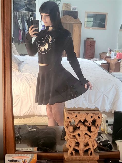 lilyluvbug OnlyFans Leaks 2025