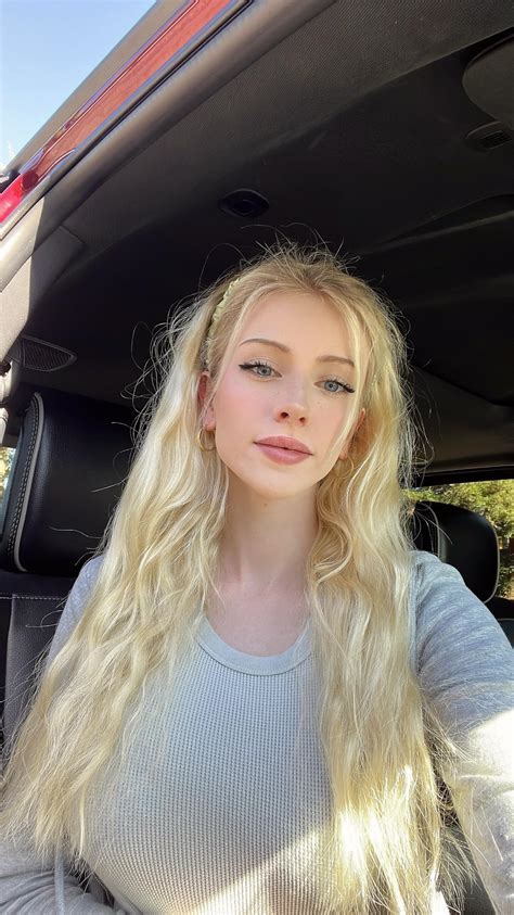 lillybloomes OnlyFans Leaks 2025