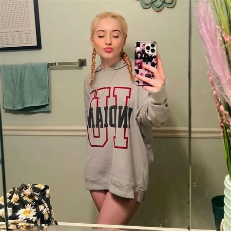 bbyhanna18 OnlyFans Leaks 2025