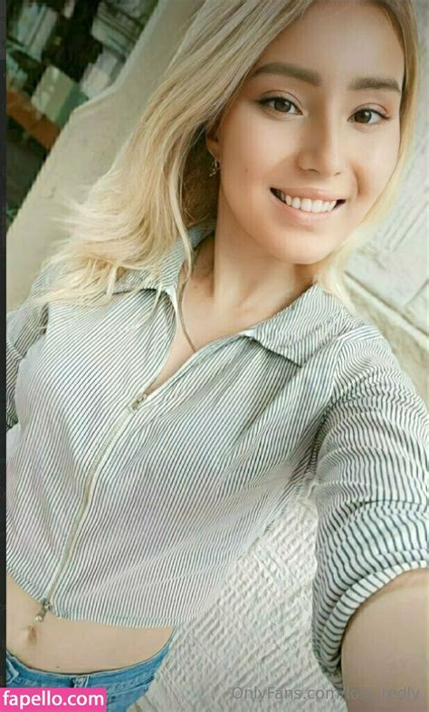 lola_redly OnlyFans Leaks 2025