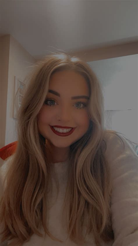 lola_babyxoxo OnlyFans Leaks 2025