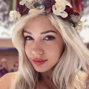 adora_18 OnlyFans Leaks 2025