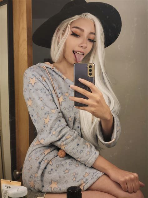 venuswitch OnlyFans Leaks 2025