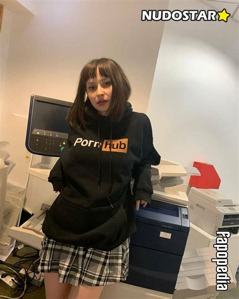 helene-enmarchenoire OnlyFans Leaks 2025