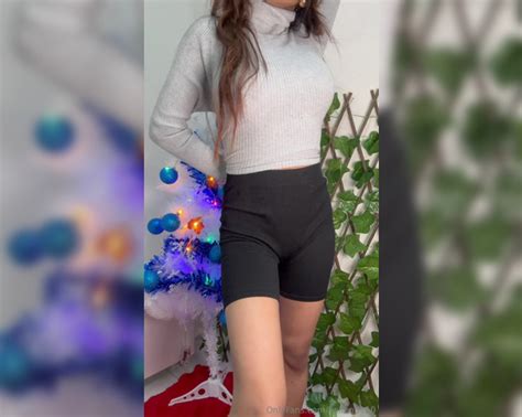 hellen5110 OnlyFans Leaks 2025