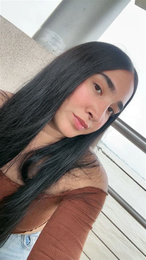 helen.xxx OnlyFans Leaks 2025