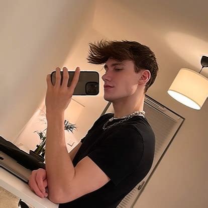 luca.star OnlyFans Leaks 2025