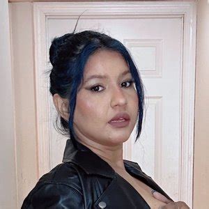 staehlekarine OnlyFans Leaks 2025