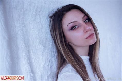 loonanoir OnlyFans Leaks 2025