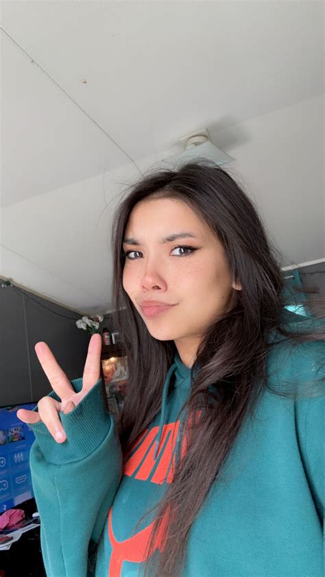 sabrinahellfire Fansly Leaks 2025