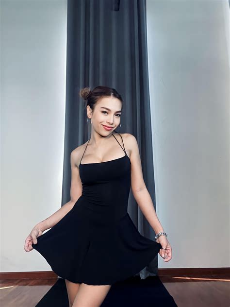 essanirvana OnlyFans Leaks 2025