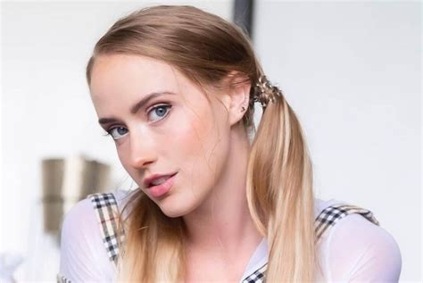 emmachase OnlyFans Leaks 2025