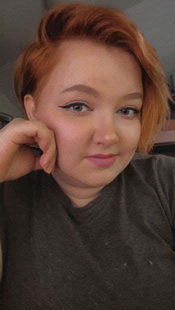 emmamarshmellow OnlyFans Leaks 2025