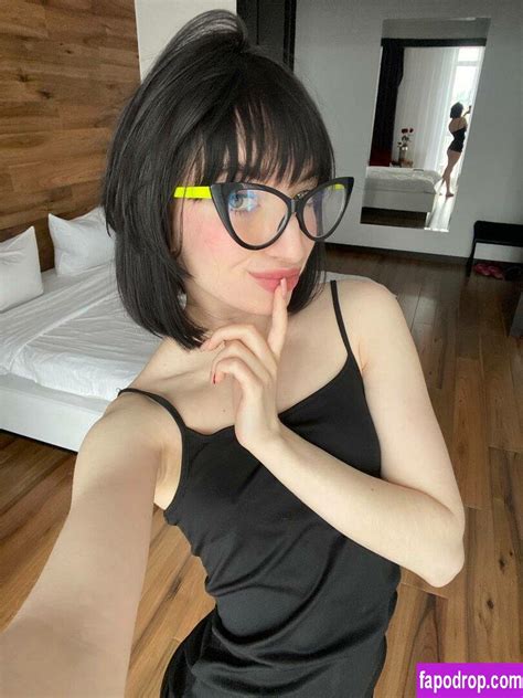sandrateilorr OnlyFans Leaks 2025