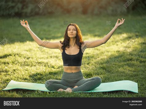 sunshineyogagirl OnlyFans Leaks 2025