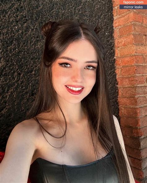nenaxgf OnlyFans Leaks 2025