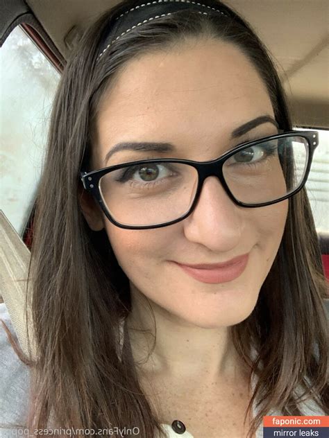 xprincessxpenelopex OnlyFans Leaks 2025