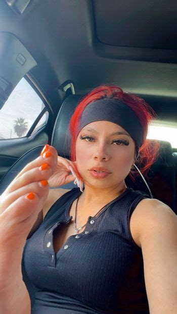 cutefeetmamiii OnlyFans Leaks 2025