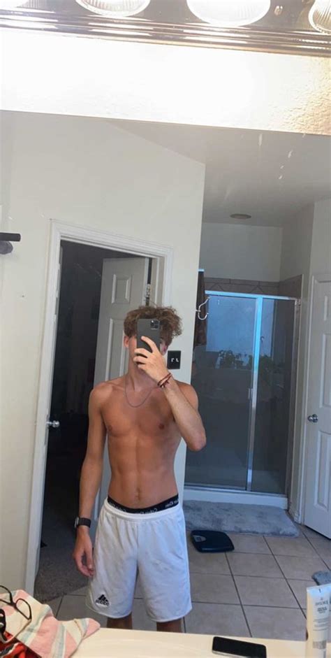 heeyhelly_free OnlyFans Leaks 2025